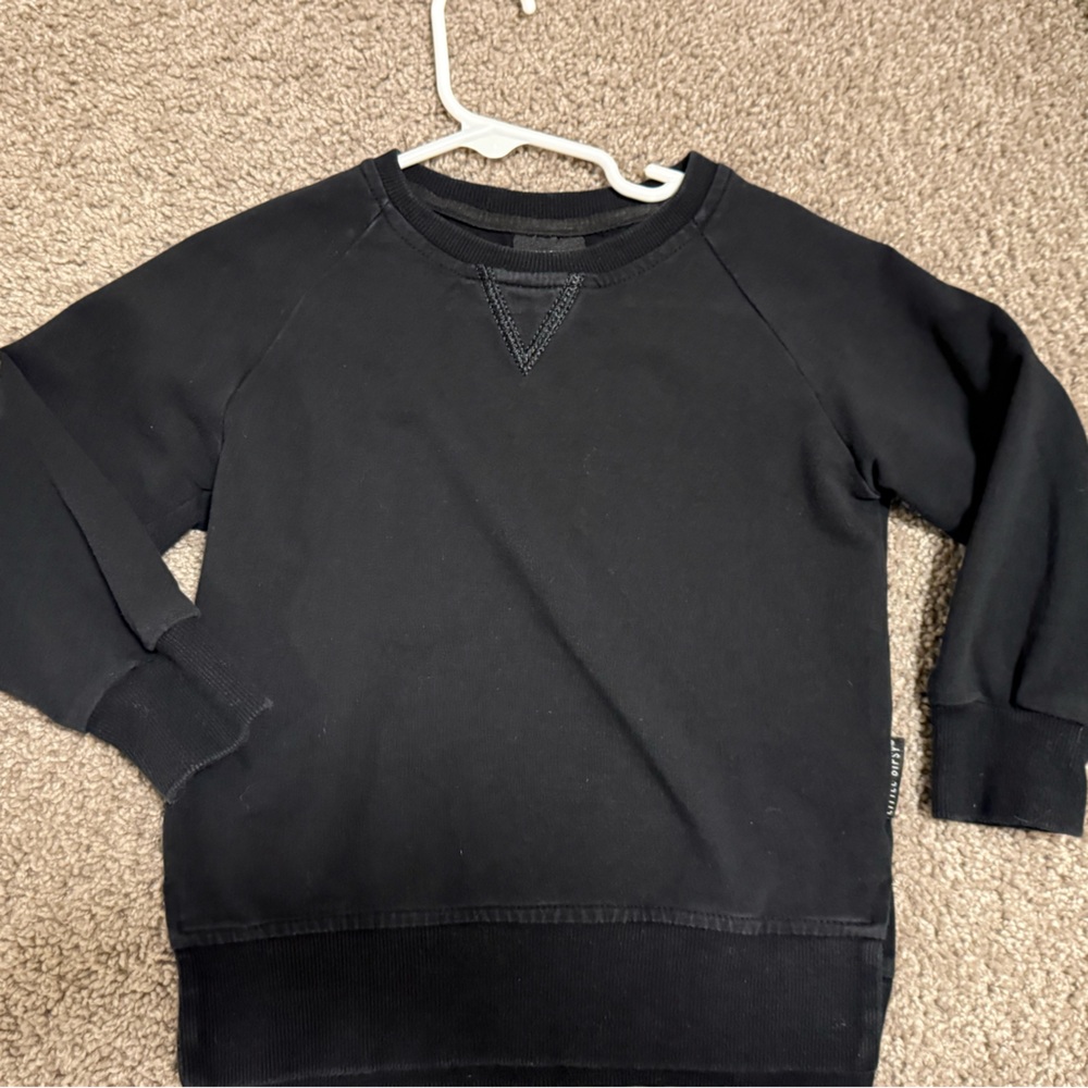 LITTLE BIPSY black pull over
